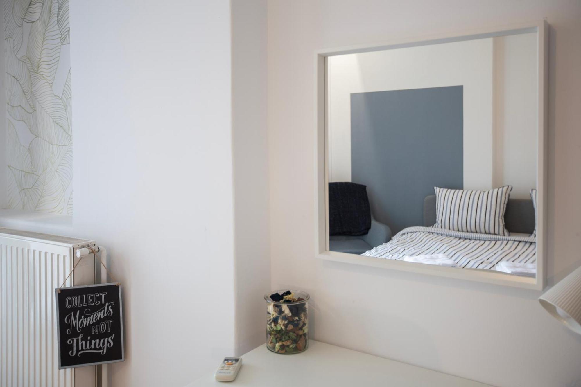 Ultracentral Hong Kong 3 Bdrm Apartment Bukarest Kültér fotó