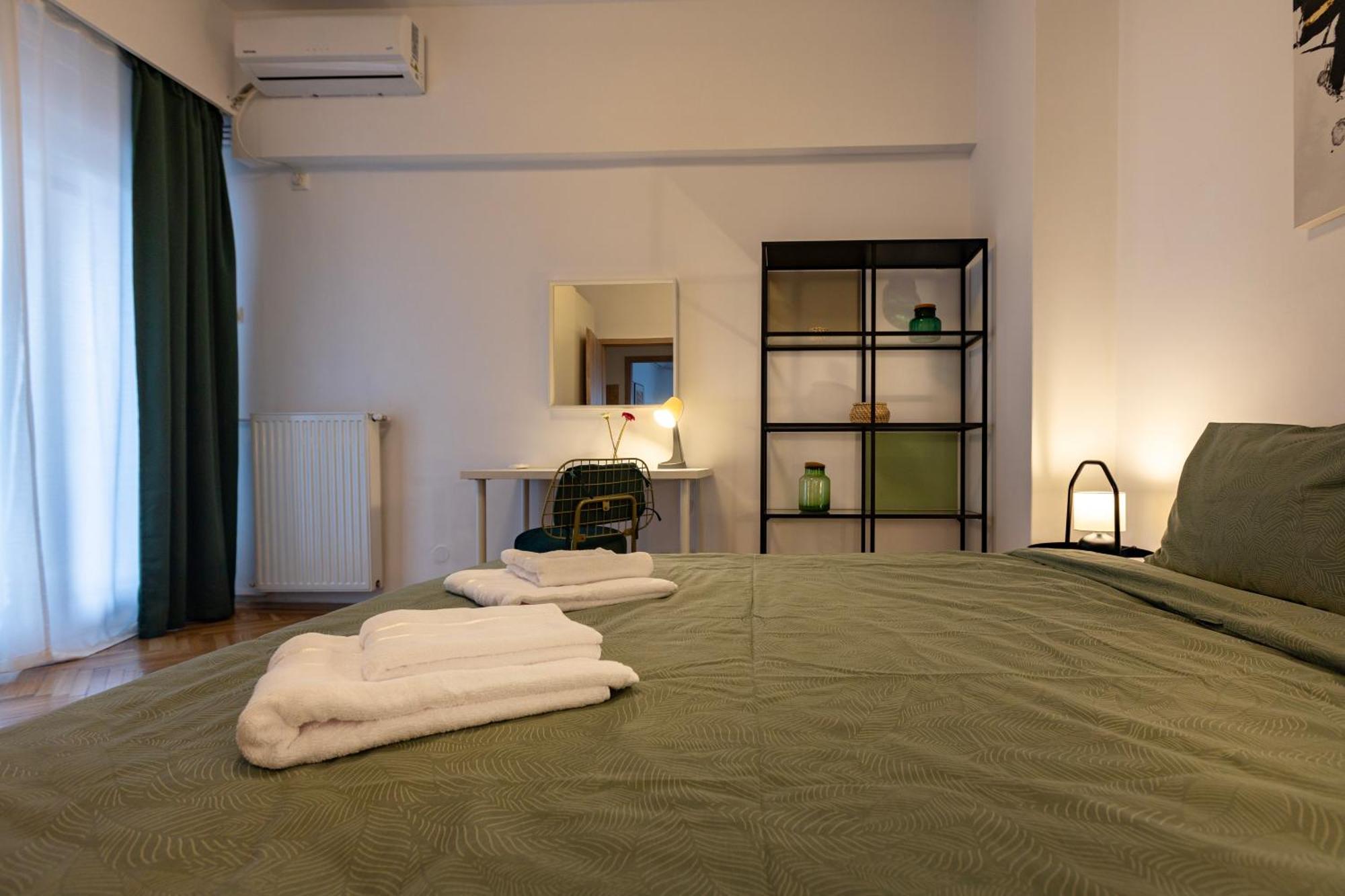 Ultracentral Hong Kong 3 Bdrm Apartment Bukarest Kültér fotó