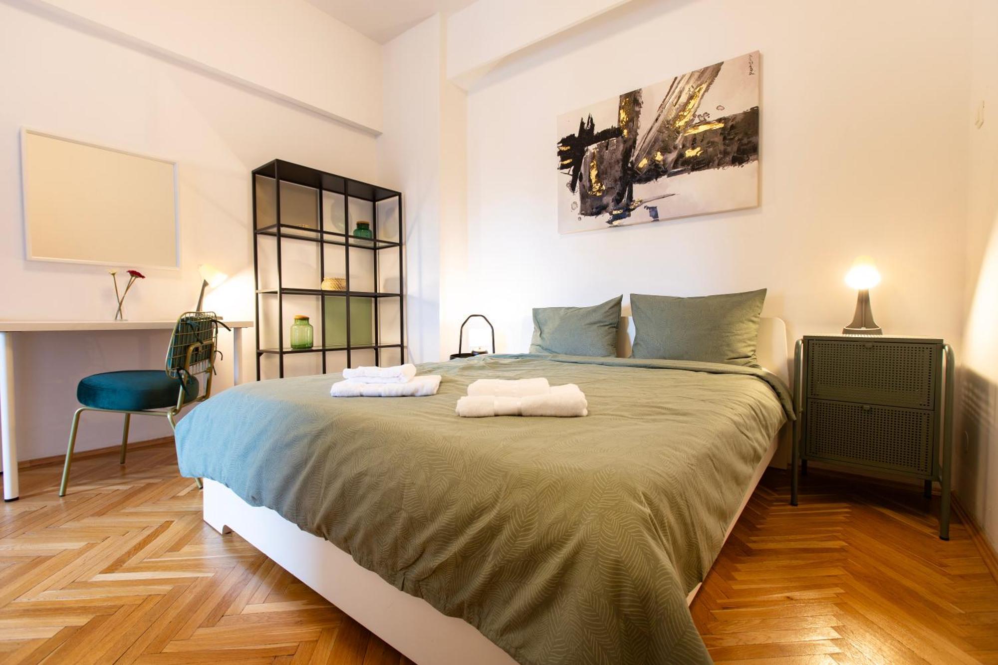 Ultracentral Hong Kong 3 Bdrm Apartment Bukarest Kültér fotó
